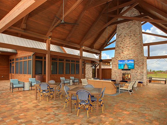 2nd image of 663 Pistachio Pkwy