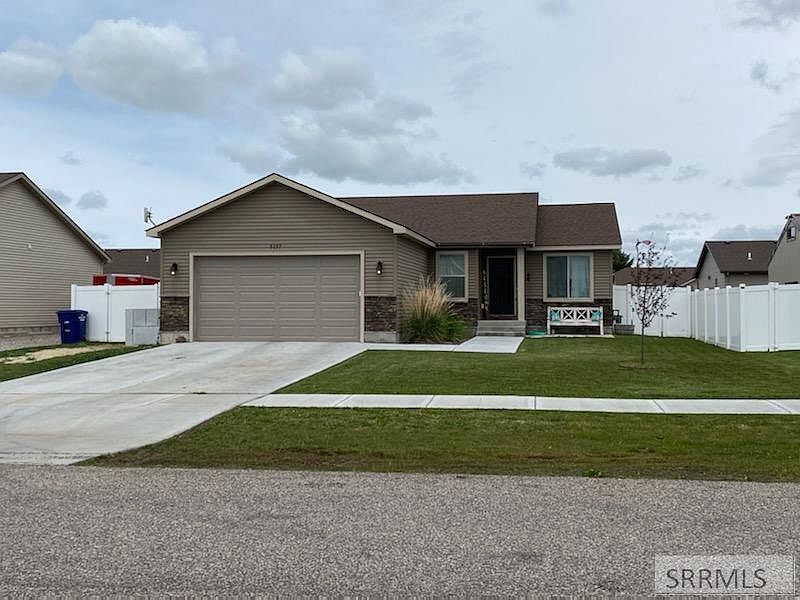 1st image of 5197 E Nelson Dr