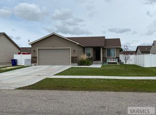 5197 E Nelson Dr, Iona, ID 83427
