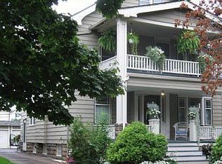 2536 Kendall Rd, Shaker Heights, OH 44120