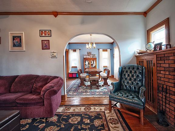 5th image of 1327 McKinley Ave