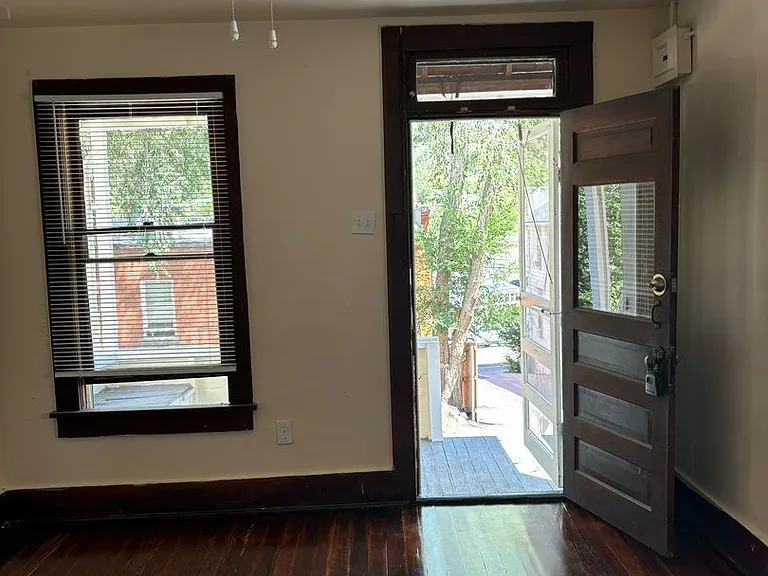 103 Ruxton Ave #A — Photo 11