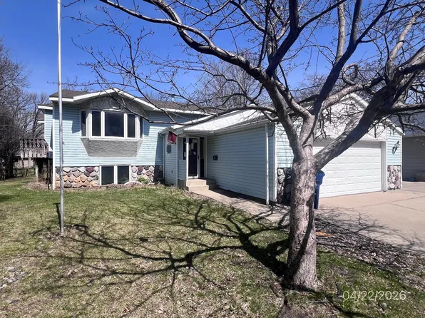 2513 19th St N, Saint Cloud, MN 56303
