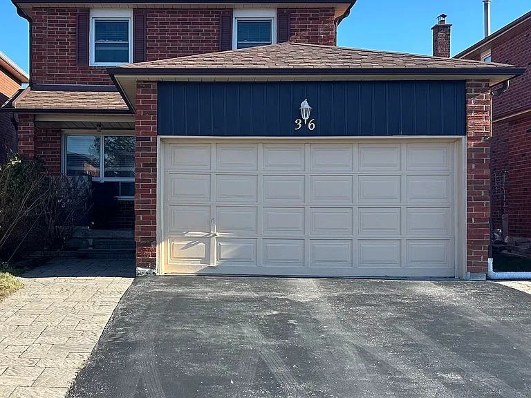 36 Bendamere Cres — Photo 1