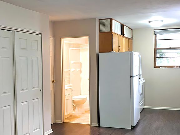 4th image of 1269 Cook Ave E APT 8