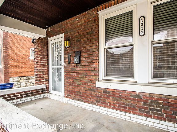 4th image of 1017 Art Hill Pl #9300263