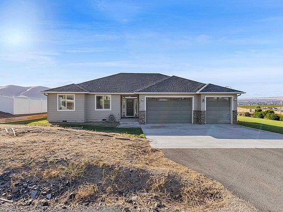 2nd image of 28104 N Pear Dr
