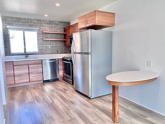 5th image of 626 N 5th Ave APT 203