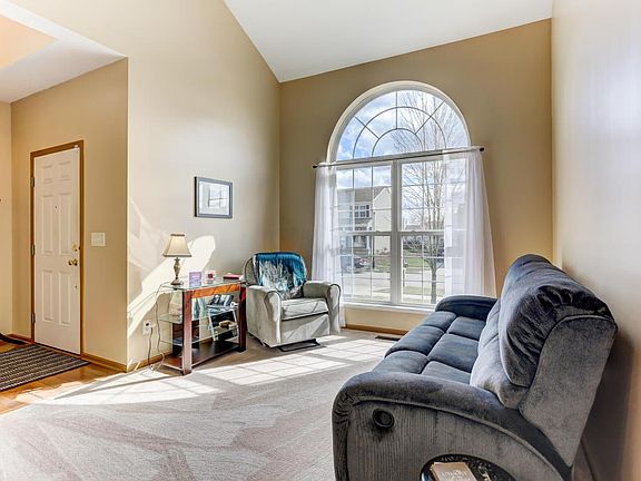 4th image of 8192 Bellow Park Dr