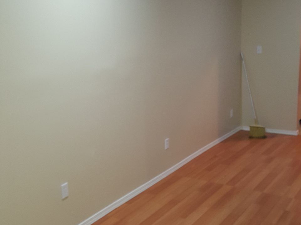 1st image of 2125 Lake Ave
