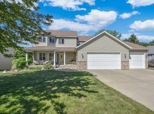 1815 Star Dr, Sauk Rapids, MN 56379