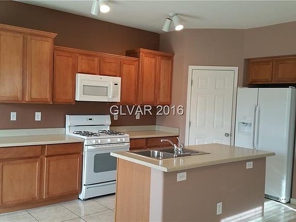 3rd image of 8991 Harmony Grove Ave