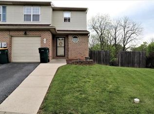 10 Heritage Ln, Easton, PA