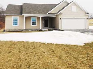 8109 Warner Rd, Le Roy, NY 14482