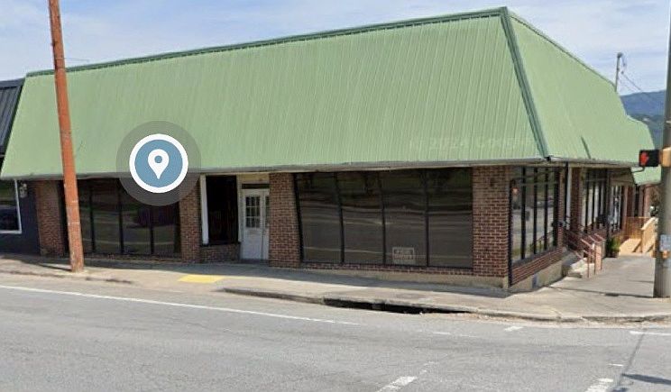 1st image of 100 N 3rd Ave