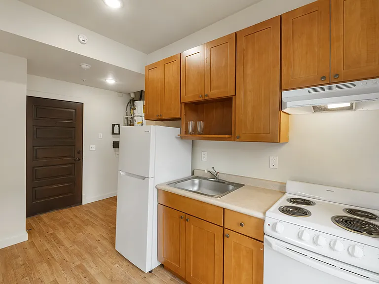 Milwaukee Apartments — Photo 11