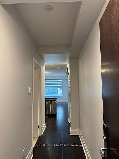 1st image of 131 Upper Duke Cres #314