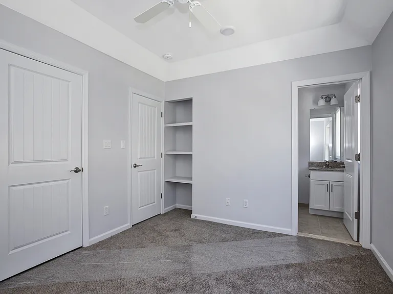 Gramercy Townhomes - 205 — Photo 20