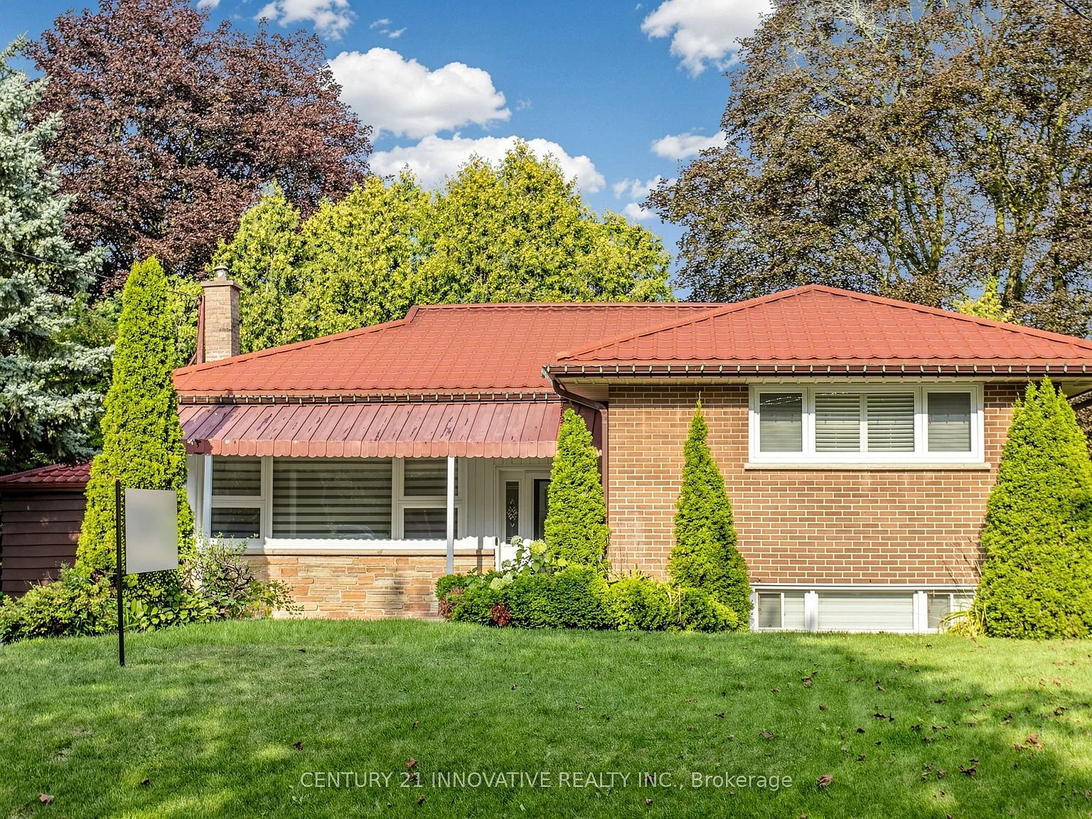 4 bed, $3,100 — Photo 2