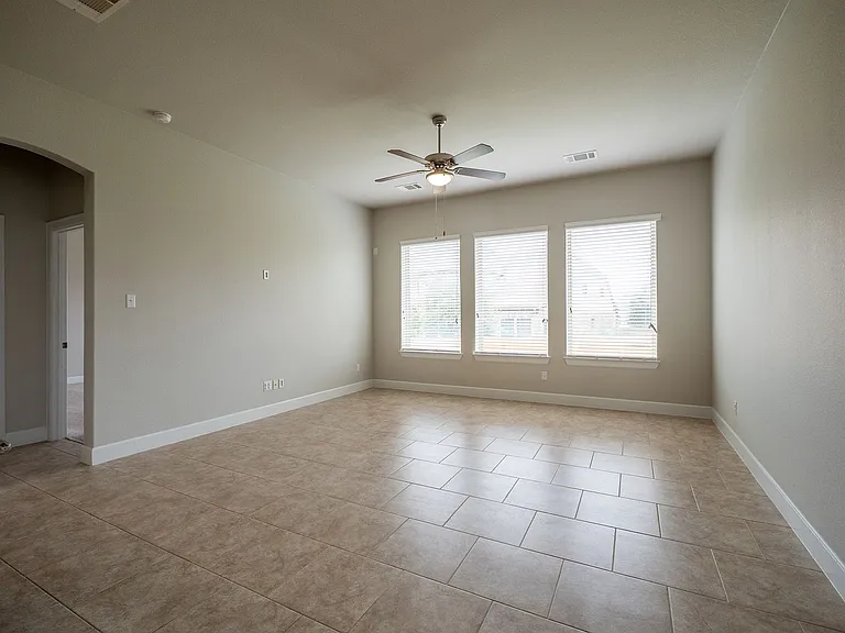 18612 Rio Chama Ln — Photo 9