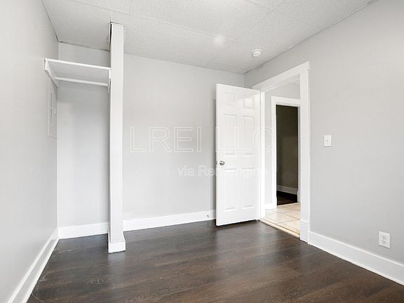 5th image of 1622 Beech St
