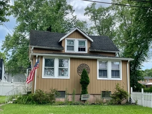 45 Harmon St, Lincoln Park Boro, NJ 07035