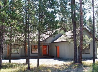 56446 Solar Dr, Bend, OR 97707