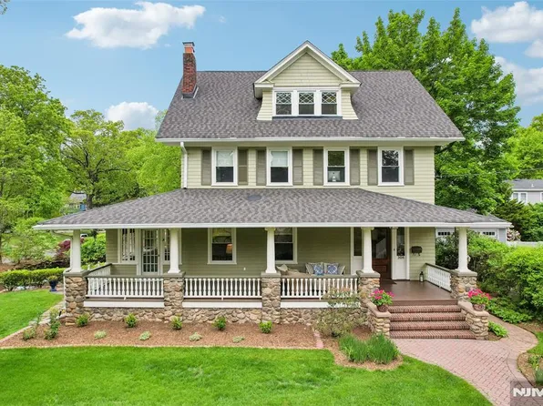 308 Woodside Ave, Ridgewood, NJ 07450