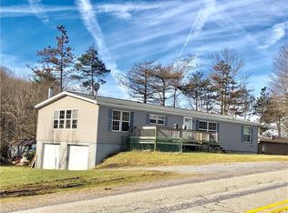 630 W Main St, Stoystown, PA 15563