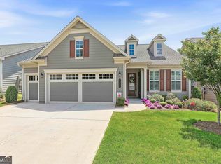 502 Hazelnut Dr, Peachtree City, GA 30269
