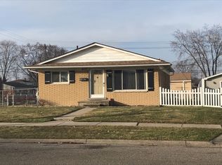 9017 Danzig St, Livonia, MI 48150