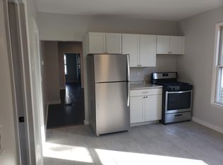 28 McElwain Ave #1, Amsterdam, NY 12010