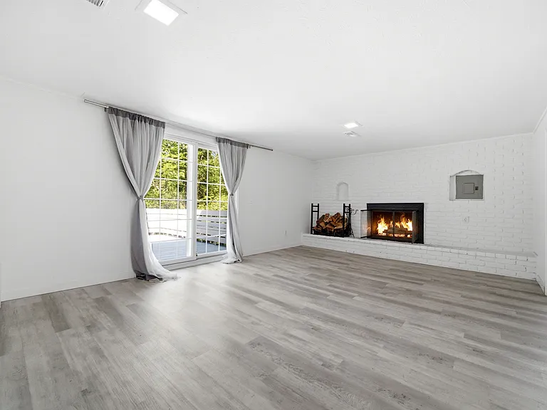 5864 Oval — Photo 5