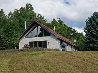 341 Blind Buck Rd, Salem, NY 12865