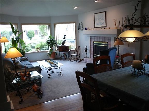 Living Room & Dining Rm