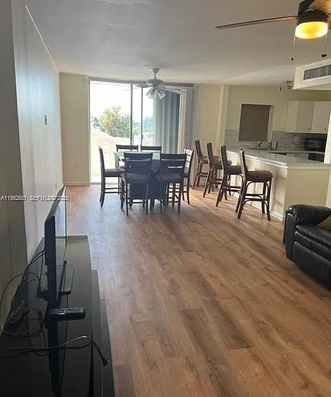 7900 Tatum Waterway Dr #503 — Photo 5