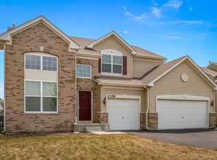 2358 Mayfield Dr, Montgomery, IL 60538