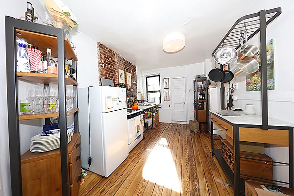 Rented by Corcoran | media 14