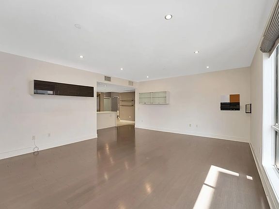 5th image of 1730 Sawtelle Blvd APT 214