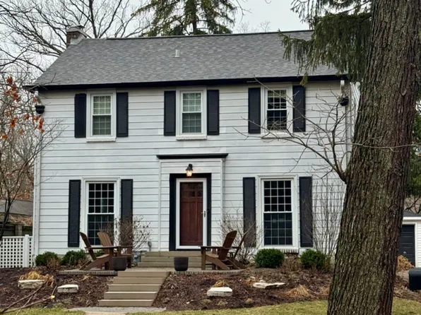 (undisclosed Address), Highland Park, IL 60035