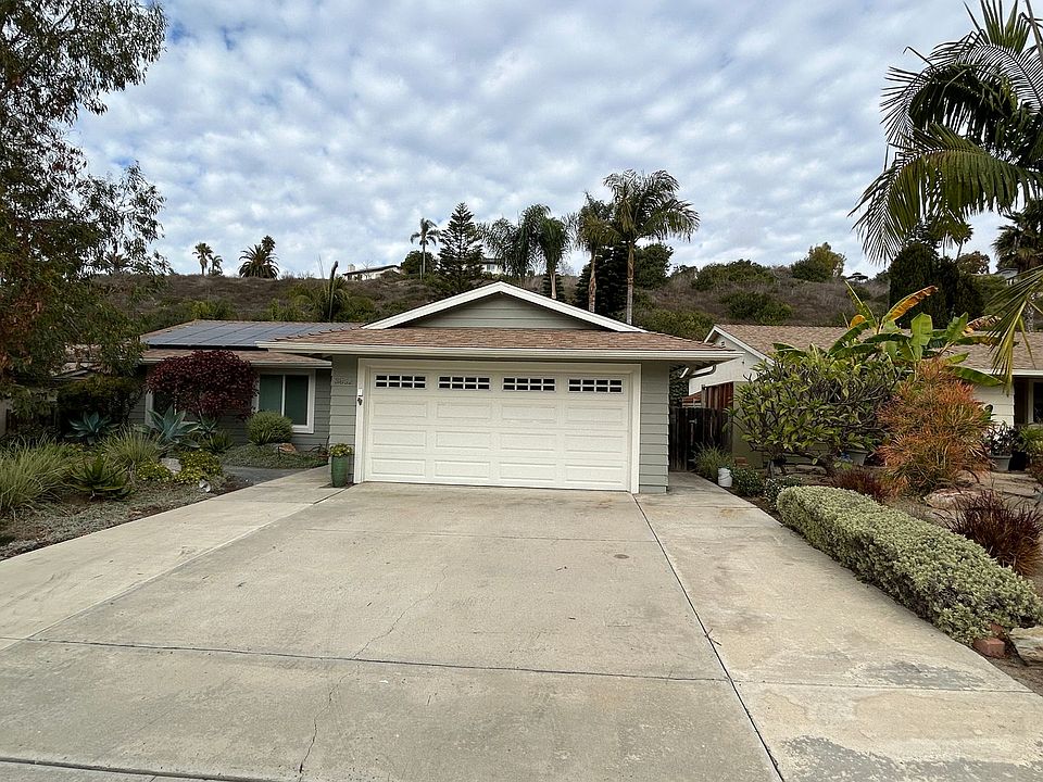 1st image of 3852 Cameo Dr