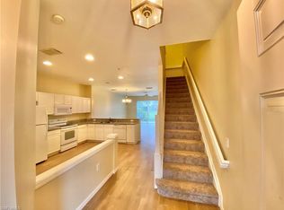 804 Hampton Cir #179, Naples, FL 34105