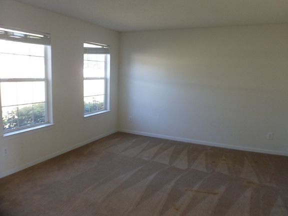 5th image of 3545 Village Pkwy