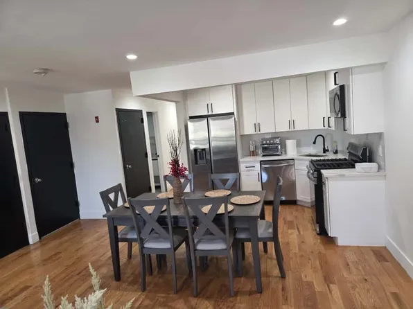 632 Beach 68th Street image 7 of 10