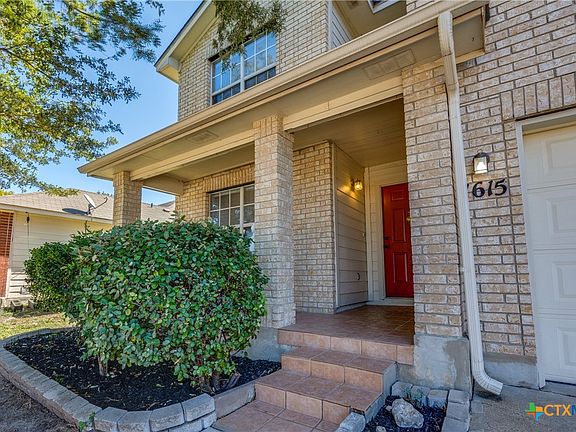 2nd image of 1615 Sunnycrest Cir