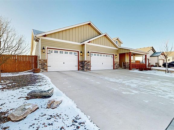 3rd image of 302 Wildcat Parkway
