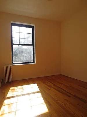 Rented by Waverly Realty Associates | media 26