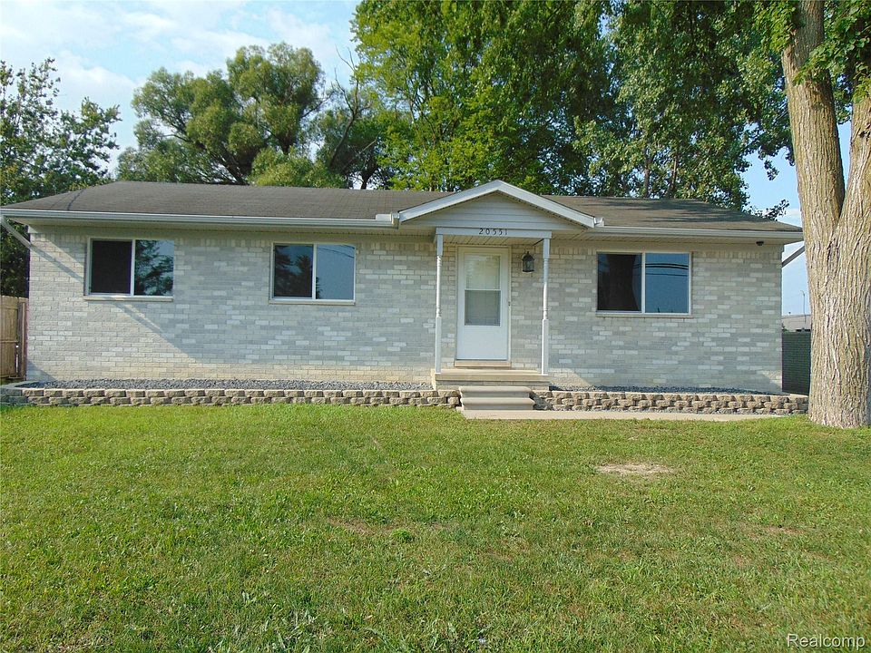 1st image of 20551 Fenton St