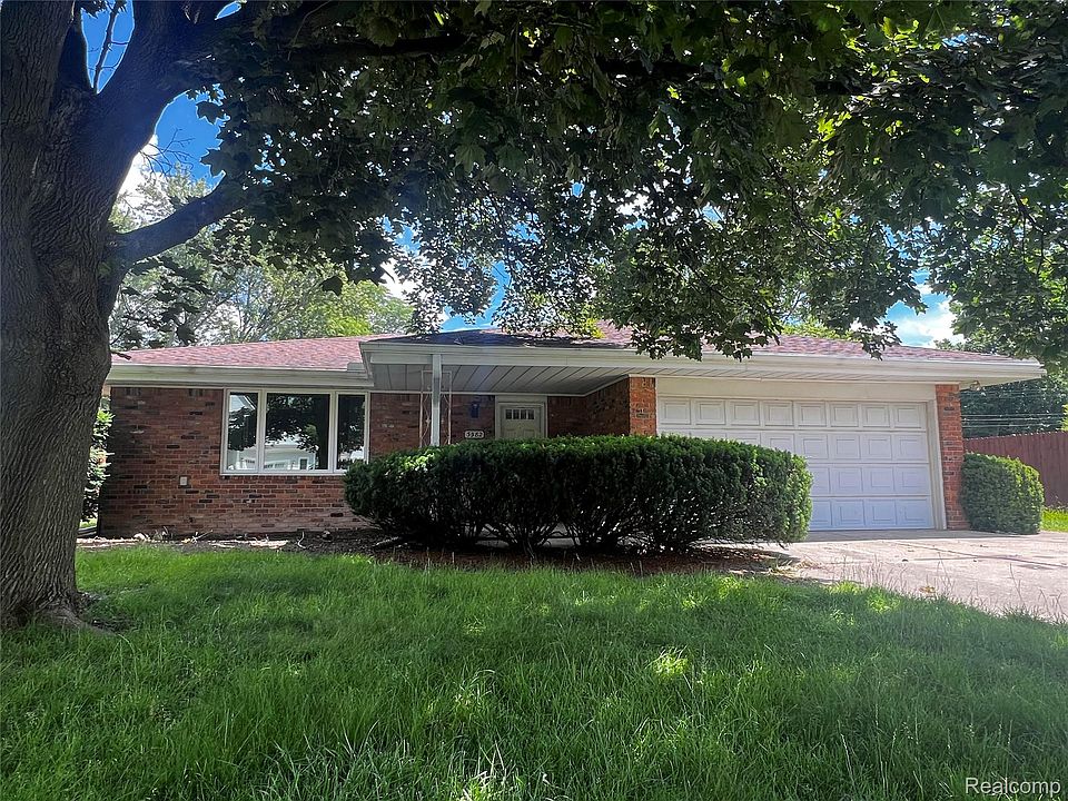 1st image of 3582 Paddington Dr