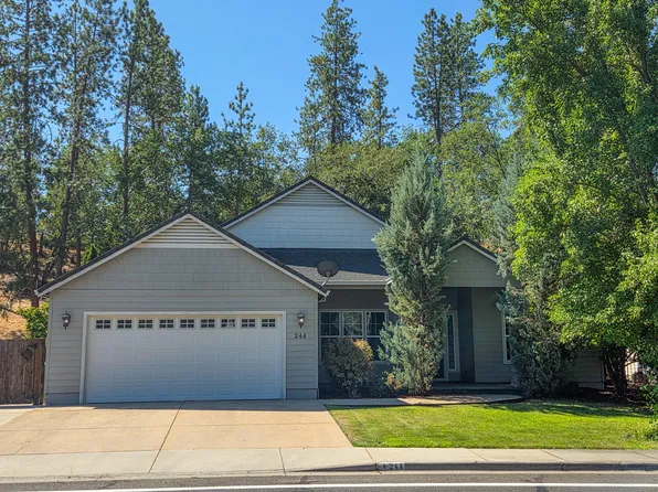 244 Arrowhead Trl, Eagle Pt, OR 97524